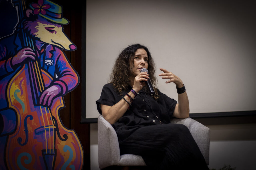 Sara Valenzuela Conversatorio